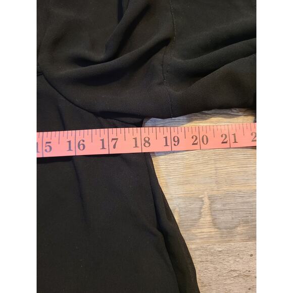 Monteau Los Angeles medium women's high neck blouse - Picture 7 of 8